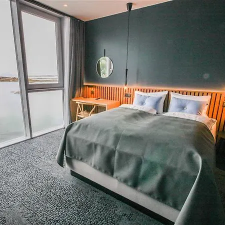 Lovund Hotell 酒店 *